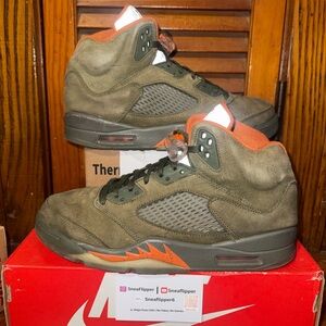 Jordan 5 2024 Olive - Size 10